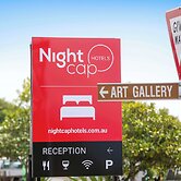 Nightcap at Marine Hotel