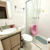 Apto novo e arejado com uma ampla sacada