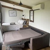 Red Oaks Shepherds hut