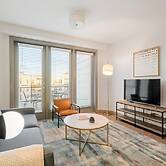 Arlington Inspired 2BD 2BA Deluxe Apartment