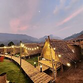 Yellowstone Camps Resort Sapan