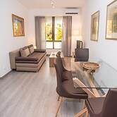 Cozy Glyfada Getaway 1 bdr
