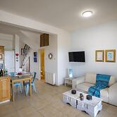 Beachfront Villa Meneou 5