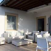 Carob Tree Villa in Latsi