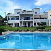 Kinetious Nisous in Kineta