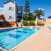 Blue Villa 1 - With Private Pool