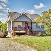 Lake-view Kentucky Getaway w/ Resort Amenities!