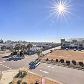 Gorgeous Emerald Isle Getaway: Walk to Beach!