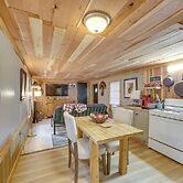 Hemphill Home w/ Community Perks < 1 Mi to Water!