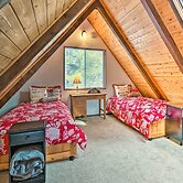 Deck & Grill: A-frame Cabin in Munds Park!