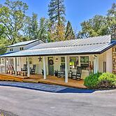 Steps to Dtwn Murphys: Cottage w/ Furnished Porch