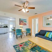Walk to Aransas Bay: Beautiful Rockport Townhome