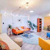 Pet-friendly Cottonwood Home w/ Mountain View!