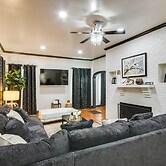 Updated Greenwood Cottage Apt < 1 Mi to Dtwn!