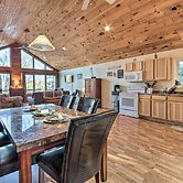 Stunning Monson Getaway on the Water!