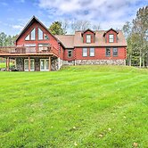 Grand Windham Retreat w/ Fire Pit & Game Room