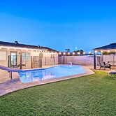 Mesa Home w/ Outdoor Pool - 2 Mi to Sloan Park!