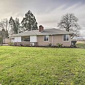 Secluded Albany Escape, Pet Friendly w/ Fee