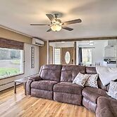 Secluded Albany Escape, Pet Friendly w/ Fee