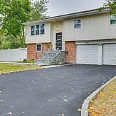 Bay Shore Vacation Rental w/ Shared Yard!