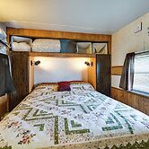 Yuma Getaway w/ Pool Access, 5 Mi to Lutes Casino!