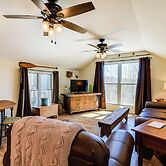 Cozy Lewisburg Getaway w/ Deck + Lake Access!