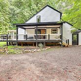 Cozy Lake Chatuge Getaway, Walk to Water!