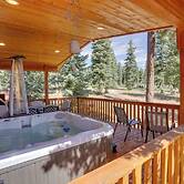 Spacious Duck Creek Village Cabin w/ Hot Tub!