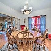 Burgaw House w/ Large Covered Porch & Swing!