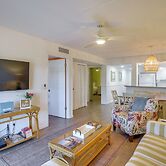 Resort Condo Steps to Beach: Snowbirds Welcome!