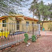 Charming Tucson Casita Near Hiking & Biking!