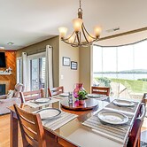 Sun-filled Condo w/ Smith Mountain Lake Views