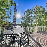 Luxe Lake Chickamauga Retreat w/ Boat Dock!