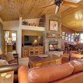 On-site Trails & Deck: Show Low Cabin!