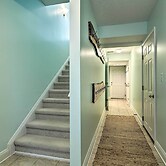 Bright Manistee Condo w/ Beach + Pool Access!
