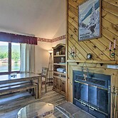 Resort Condo w/ Lake + Pool ~ 5 Mi to Flume Gorge!