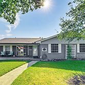 Texas Home w/ Yard: 2 Mi to Prairie Creek Park