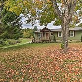 Newland Retreat w/ Creek, Near Hiking + Wineries!