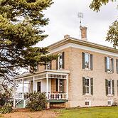 Fishing Nearby: 200-acre Farmhouse w/ Grill!