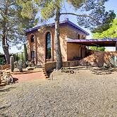 Eclectic Tucson Home 2 Mi to Saguaro National Park