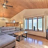 Lovely Terra Alta Cabin < 1 Mi to Alpine Lake