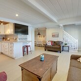 Big Pine Island Lake Cottage w/ Boat Dock & Kayaks
