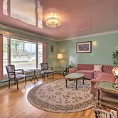 Nostalgic & Retro Anaconda Home, Walk to Town