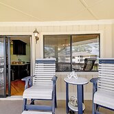 Balcony, Pool & Hot Tub: Little River Condo!