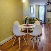 1 Mi to to M&T Bank Stadium: Home w/ Rooftop Patio