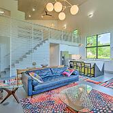 Luxe + Modern Home: 30 Mi to Saratoga Springs!