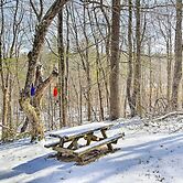 West Cornwall Cabin ~ 4 Mi to Covered Bridge!