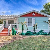 Walk to Cedar Creek Reservoir: Home w/ Fire Pit!