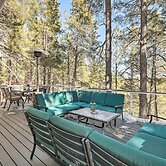 Luxurious & Forested Oasis in Flagstaff w/ Hot Tub
