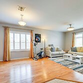 8 Mi to Sports Complex: Peoria Home w/ Hot Tub!